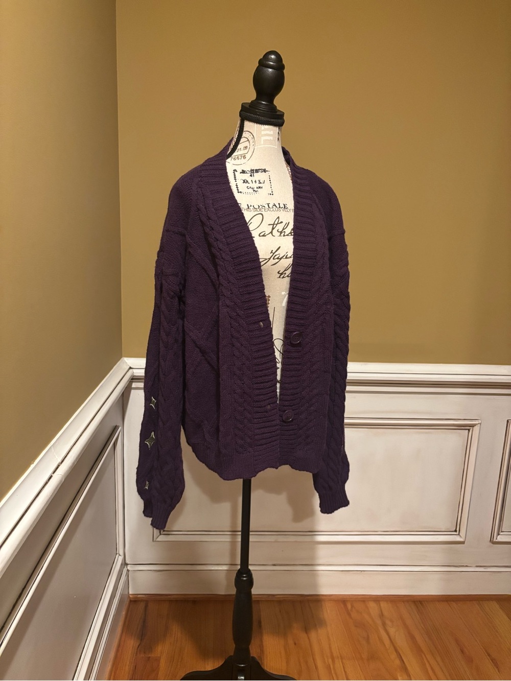 Taylor Swift Speak Now Cable-Knit Button Cardigan Sweater
